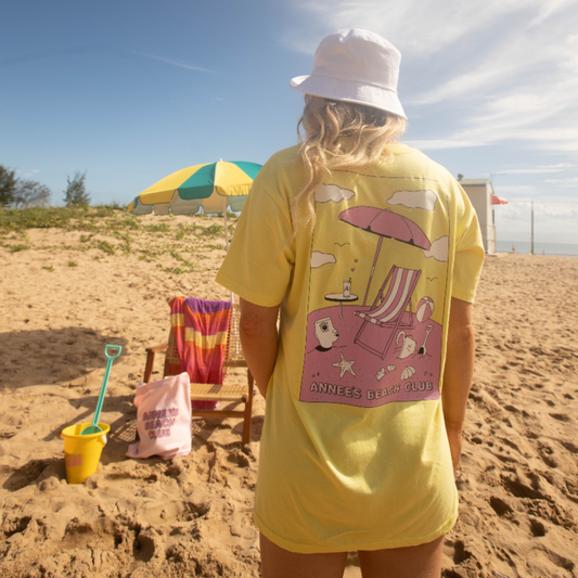 Annee's Beach Club - Lemon T-Shirt